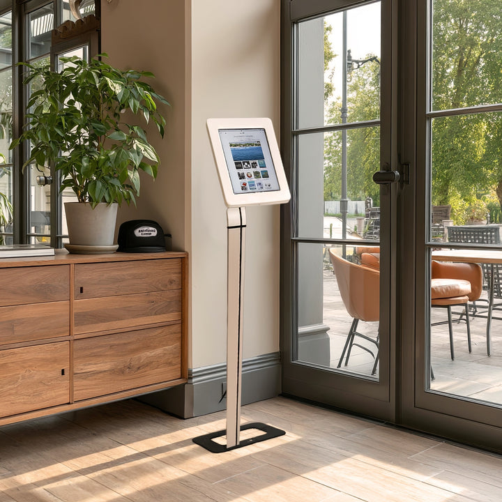 Maclean MC-645 Soporte de suelo para tablet iPad, Galaxy TAB, Goclever con sistema antirrobo
