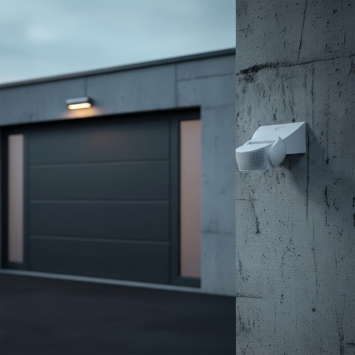 Sensor de movimento infravermelho com controle remoto IP65, máx. 800W (lâmpada), máx. 1200W (LED) MCE241 Maclean Energia