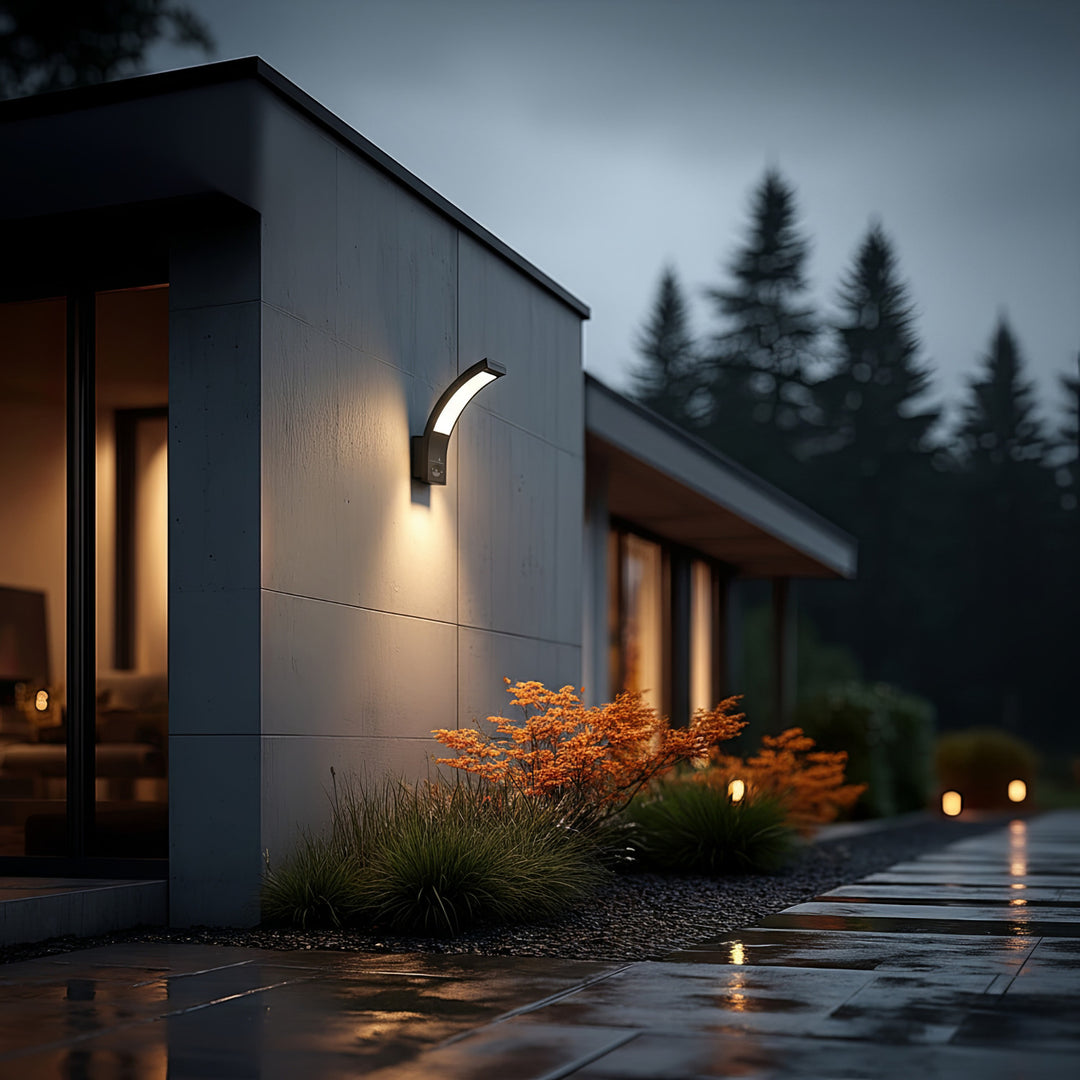 Lâmpada LED com sensor de movimento infravermelho MCE244 750lm 10W IP54 Maclean Energy