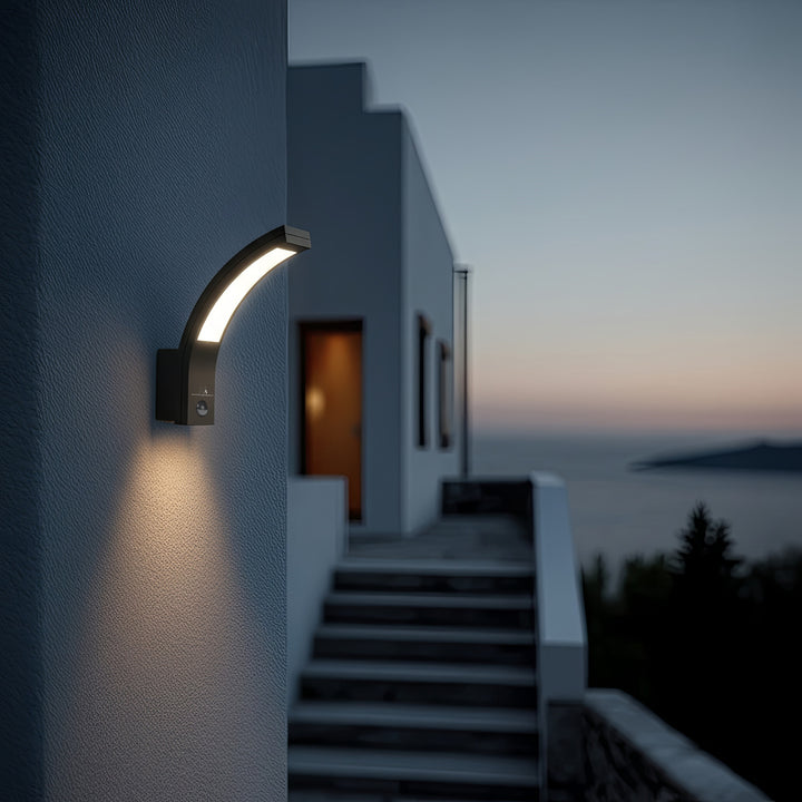 Lâmpada LED com sensor de movimento infravermelho MCE244 750lm 10W IP54 Maclean Energy