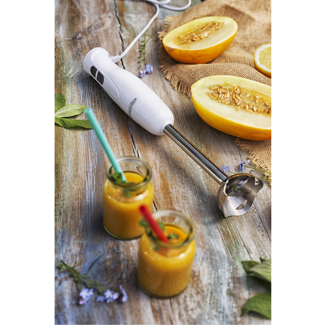 Batidora de mano Mesko MS 4619 con una potencia máxima de 300W
