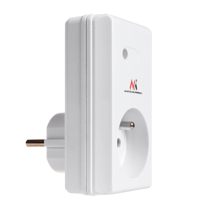 Tomada sem fios MCE153 3 unidades 3600W + 2 comandos + pilhas para os comandos