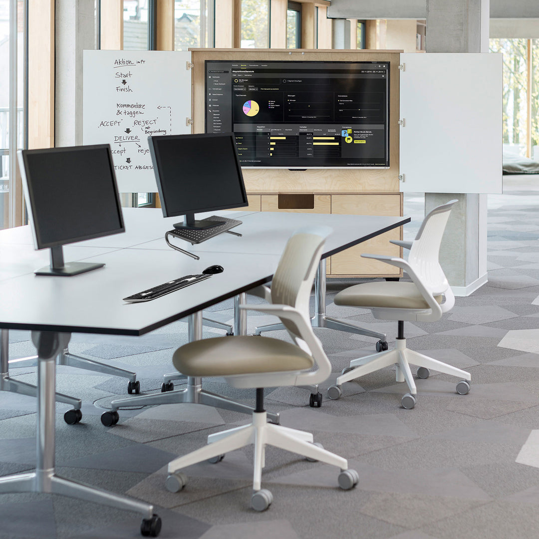 Suporte ergonómico para monitor/portátil Maclean MC-948, carga máxima: 20 kg, superfície perfurada, concebido para monitores com diagonal de ecrã de 13 a 32 pol.