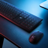 Conjunto de teclado QWERTY + rato sem fios NanoRS | Frequência de funcionamento: 2,4 GHz, Alcance: até 10 m | Resolução do rato: 1200 DPI | Receptor Nano USB | Design fino, alimentado por bateria, preto
