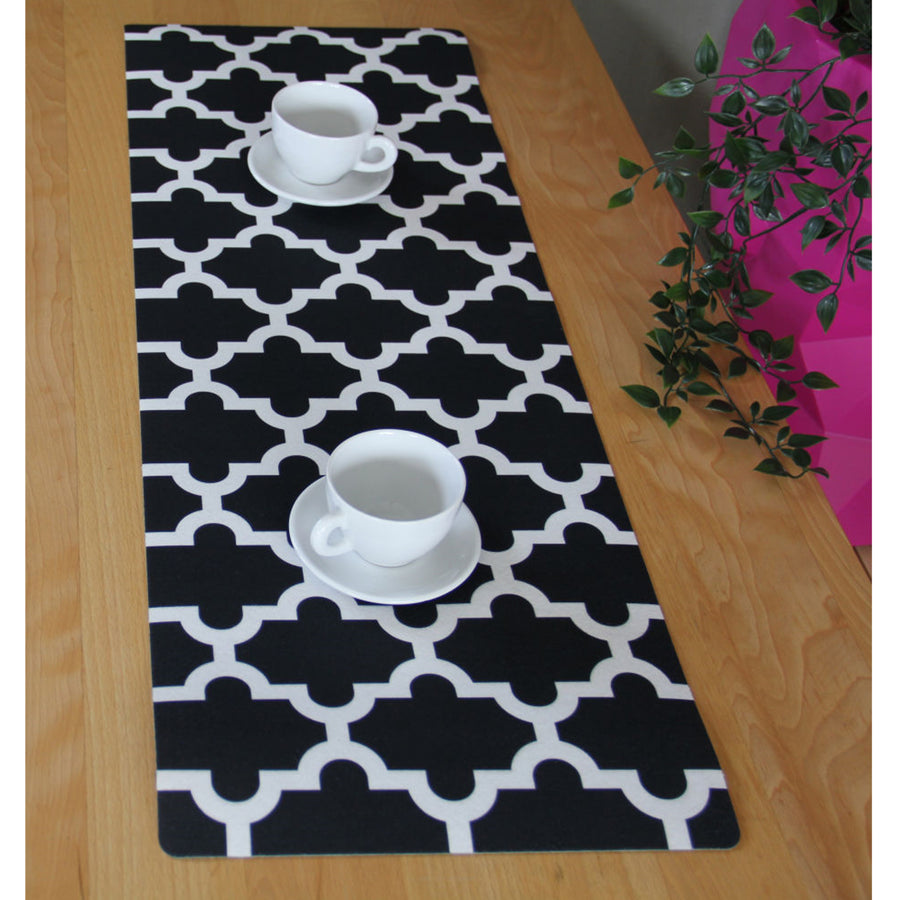 Caminho de Mesa Bertoni em Feltro, 95x33cm, Estampado Noite Marroquina