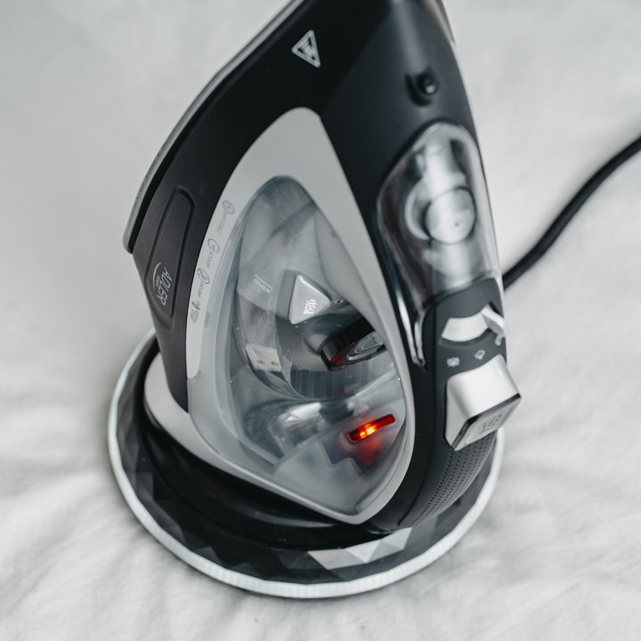 Adler AD 5043 Plancha de vapor sin cable, Plancha de cerámica, 2800 W