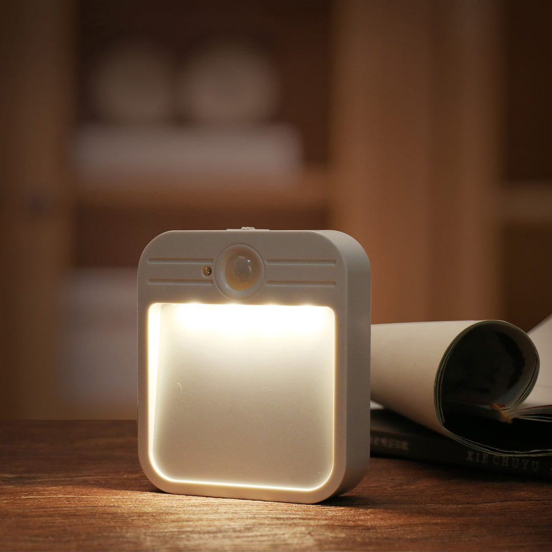 Maclean MCE236 LED Luz de escalera, con detector de movimiento, temp. 4000K, 3.7V/500mAh, 4 LEDs, Alcance 3-4m, 4 piezas