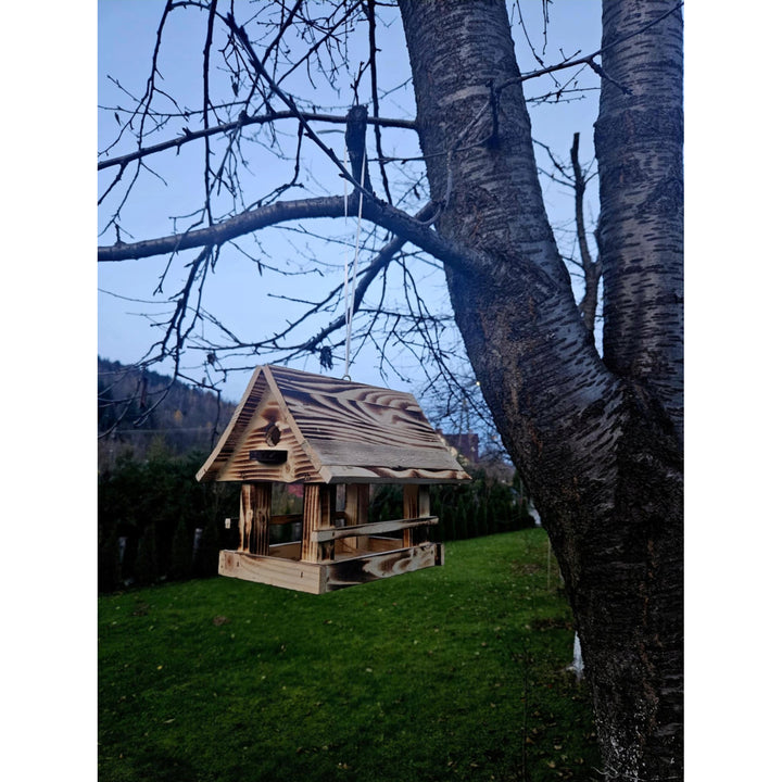 Comedero para pájaros Woodok, de madera, cocido, gancho para colgar + alpiste 1kg
