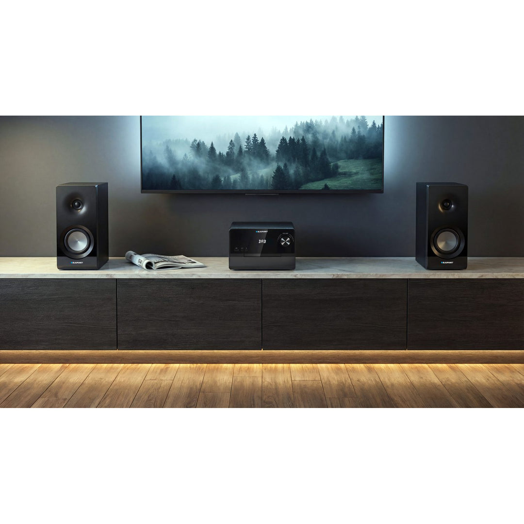Microtorre Blaupunkt, potencia 100 W RMS, sintonizador DAB+, pantalla LED, radio FM, antena telescópica incluida, conector HDMI ARC, CD/MP3/USB/BT, reloj con función de alarma, MS49DAB