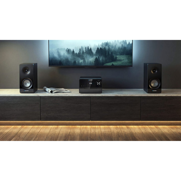 Microtorre Blaupunkt, potencia 100 W RMS, sintonizador DAB+, pantalla LED, radio FM, antena telescópica incluida, conector HDMI ARC, CD/MP3/USB/BT, reloj con función de alarma, MS49DAB