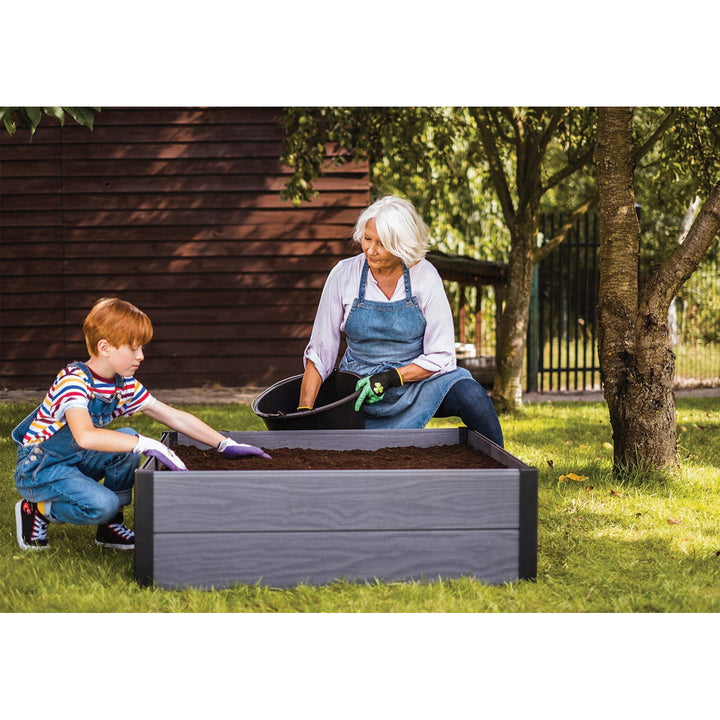 Borde para jardín Keter Maple, plástico, color gris, dimensiones 106 x 106 x 32 cm, resistente a las inclemencias meteorológicas, 249298