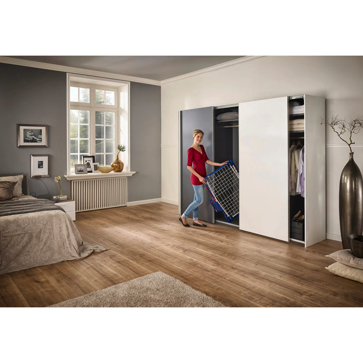 Secador Pegasus 180 Solid Plus Leifheit, longitud de los cables 18 m, patas paralelas estables, resistente a las condiciones atmosféricas, 2 ganchos para ropa, 81510