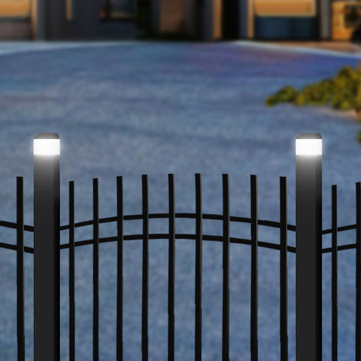 Lámpara LED solar para poste GreenBlue, 80 x 80 mm, cubierta en forma de sobre, 3200 K, GB127 WW, 2 unidades