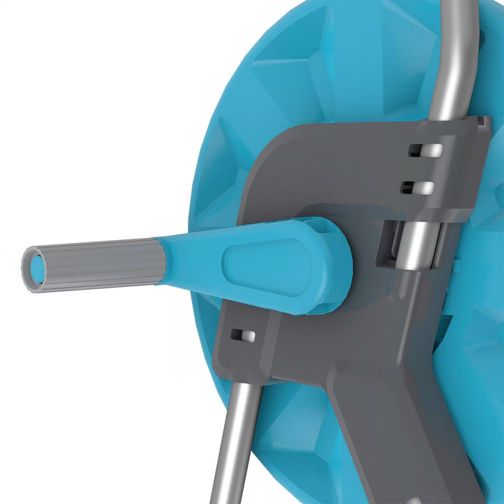 Carro para manguera Cellfast Aluplus de 1/2" y 60 m + Manguera de jardín Cellfast PROFESSIONAL de 1/2" y 20 m + Set con aspersor recto Cellfast Basic de 1/2"
