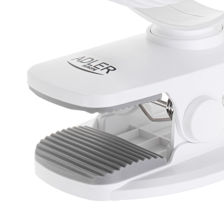 Ventilador a batería de 5"/12,7 cm con clip - USB / LED, AD 7335, Adler