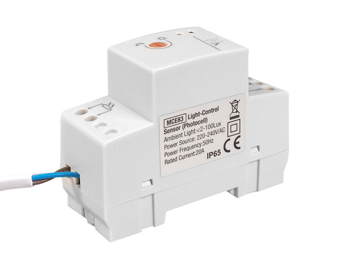 Interruptor de sensor crepuscular para carril DIN con sonda externa 220-240V / AC, 50Hz 20A Maclean MCE83