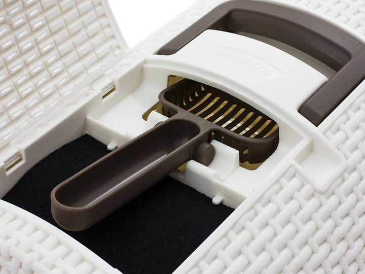 Caja de aseo cubierta para mascotas en color crema Curver Pet Life