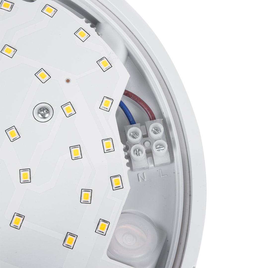 Lámpara LED con sensor de movimiento infrarrojo MCE291 W 1100lm 15W IP54 Maclean Energy blanco