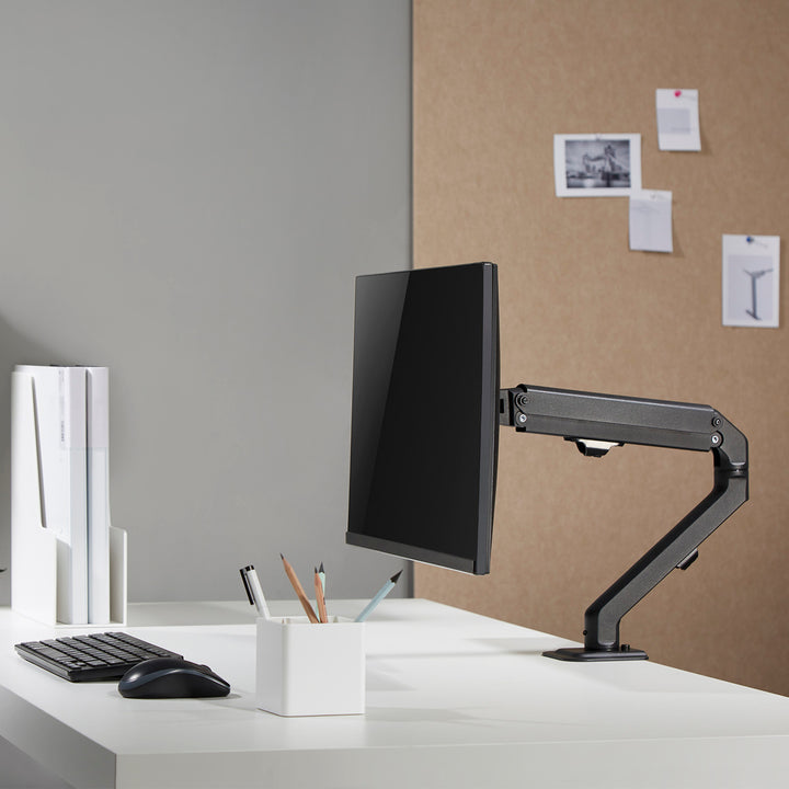 Braço para monitor Maclean de 1 baía com mola a gás, 17"-27", suporte de mesa giratório e inclinado, VESA 75x75, 100x100, até 7 kg