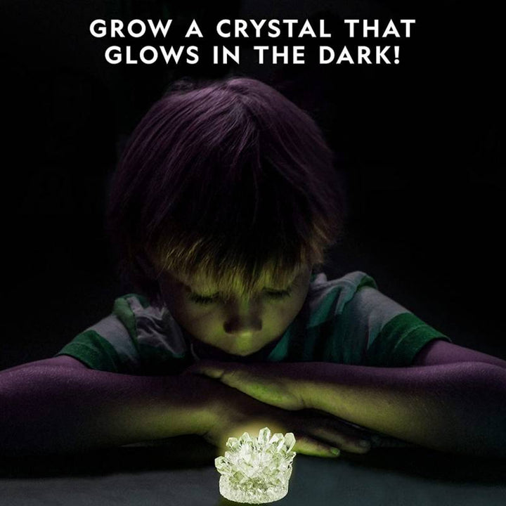 National Geographic - Laboratorio para cultivar un cristal que brilla en la oscuridad
