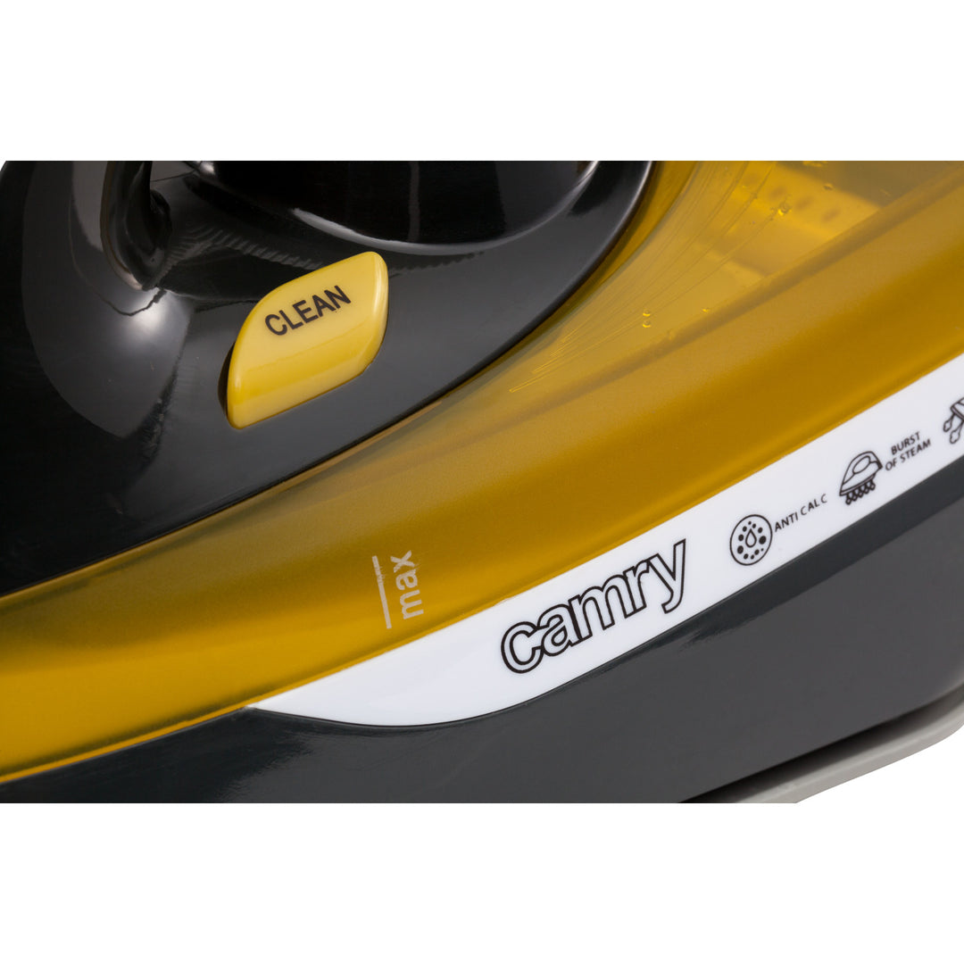 Ferro Camry CR 5029 3000W - sola de cerâmica, função de limpeza automática