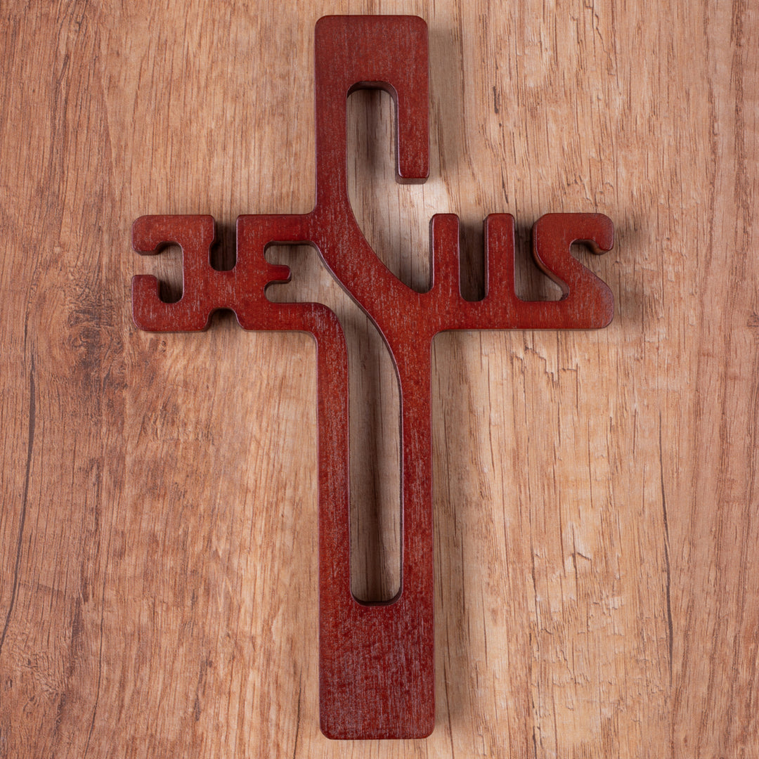 Cruz em madeira com inscrição JESUS, castanho, 22x14x1,6cm