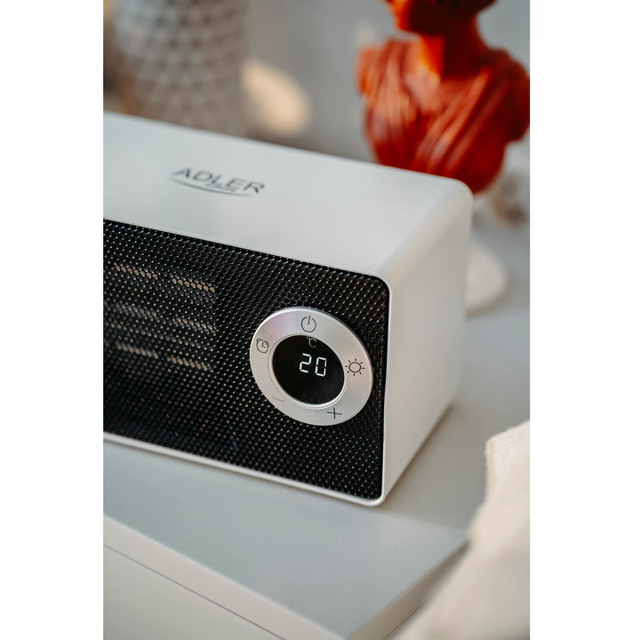 Aquecedor cerâmico Adler AD 7746 com visor LCD